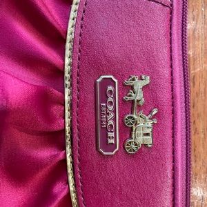 Pretty in pink dress mini bag. In good condition coach bag